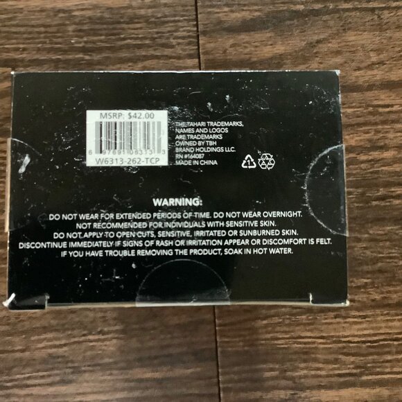 Tahari Silicone Protective Nipple Covers & Body Tape Nude 03 Smooth Coverage NEW - Picture 3 of 4